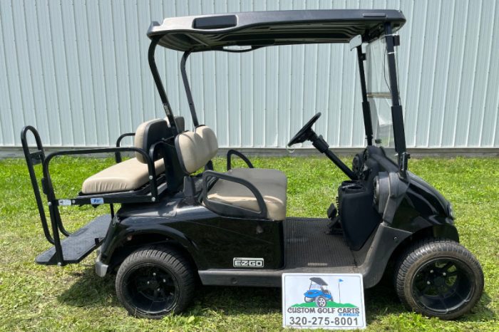 2012 EZGO RXV